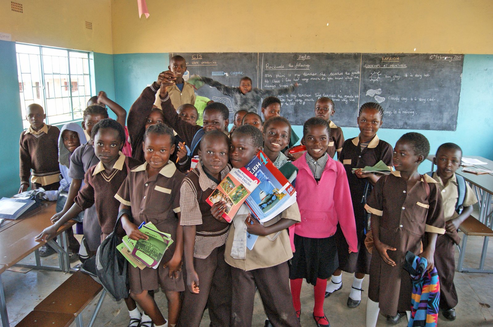 赞比亚上学的儿童