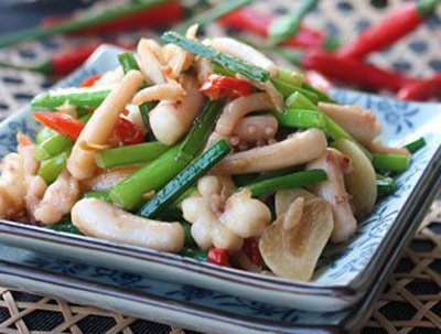 Calamari with garlic–365 days Chinese healthy food for June 15