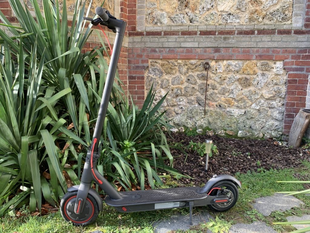 What is the Xiaomi M365 Pro electric scooter worth? [Review Complet]