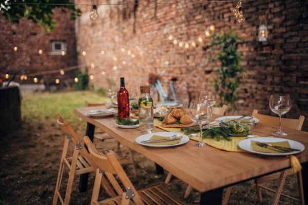 Ultimate Guide to Summer Outdoor Entertaining for a Super Awesome Party in 2024