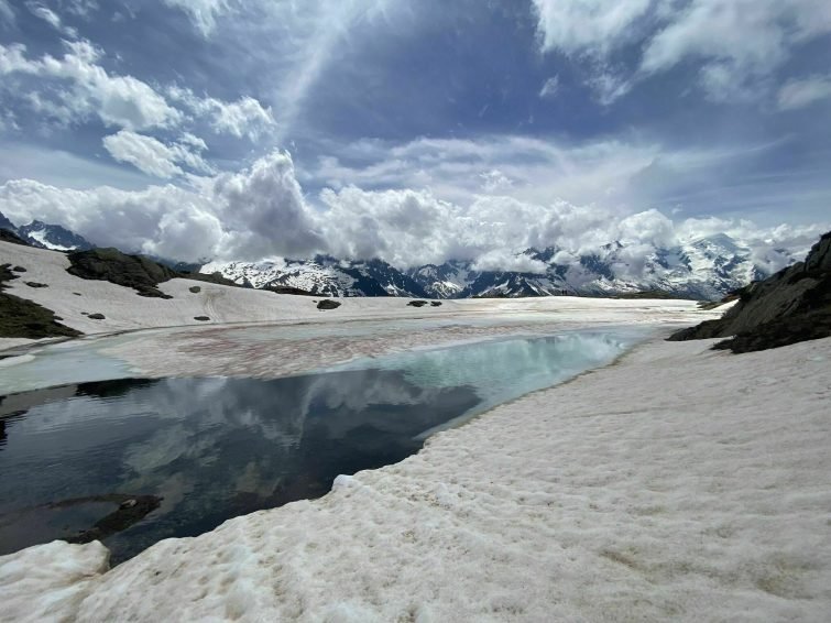 经由 Col des Montets 的 Lac Blanc