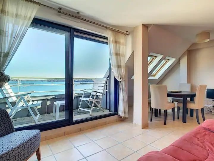 Camaret-sur-Mer 的海景公寓（距海滩 800 米）