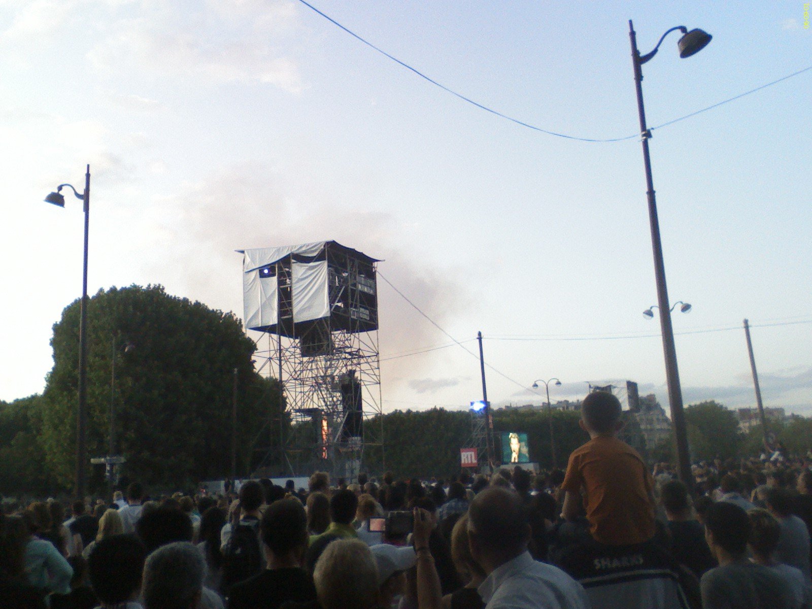 The Eiffel Tower celebrated its 120th anniversary Starting with a concert given by Johnny Hallyday In 2009 (3)